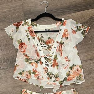 Show Me Your Mumu floral top